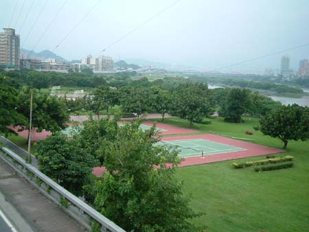 01taiwan20040610-004