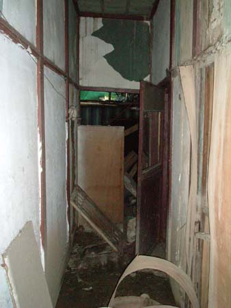 32taiwan20040513-014